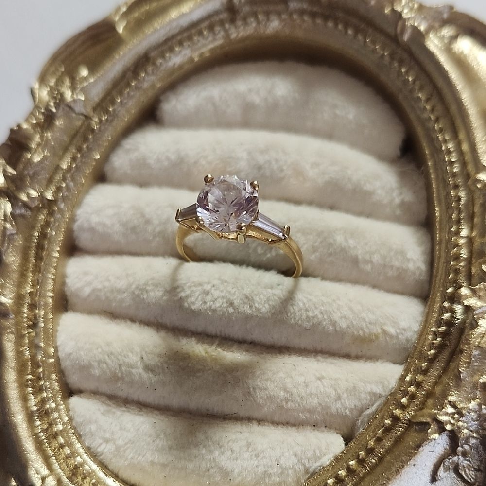 14K Gold Ring Size 5.25